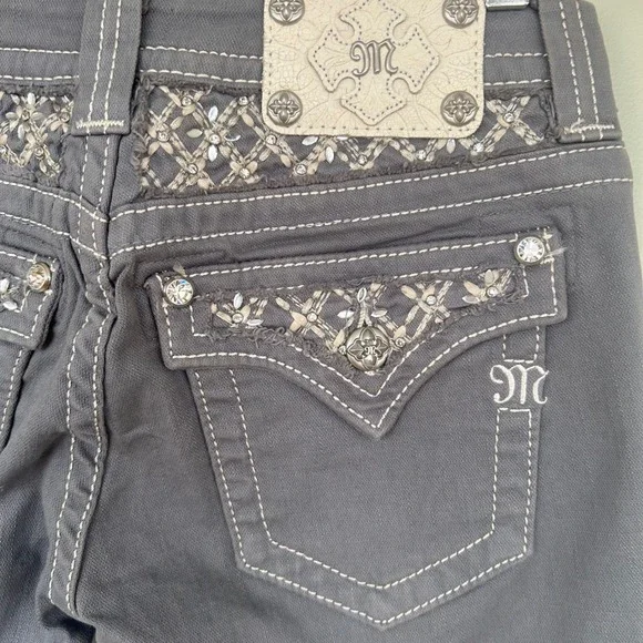 NWT Miss Me Jeans Skinny Grey JP611052 Women's Size 27 Embellished Pockets